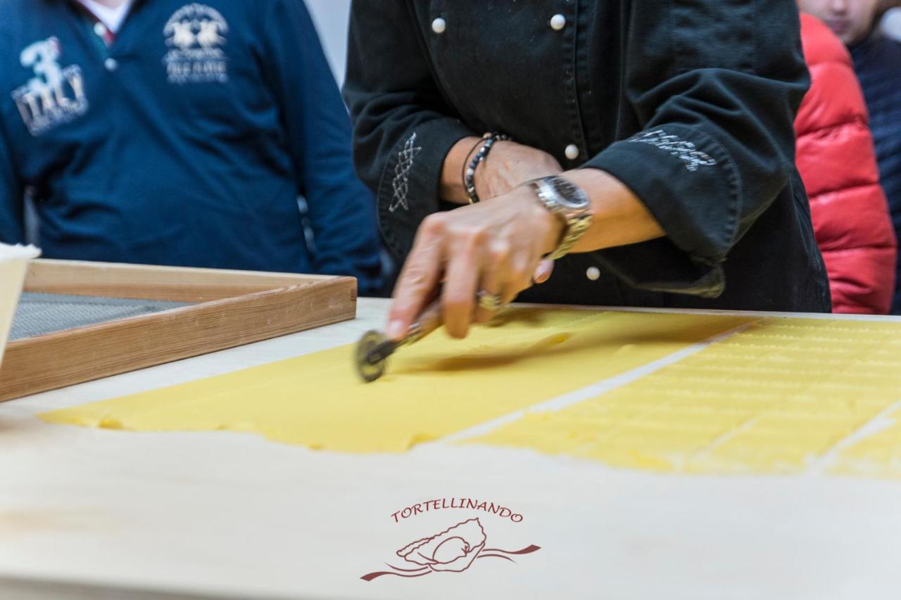 Albergo Al Cacciatore Tortellinando Valeggio sul Mincio Eksteriør bilde